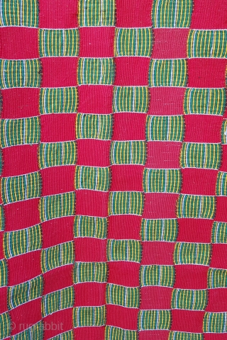 Kente Chief's Cloth
aproximately 120 cm x 198 cm
heavy cotton weave, very unusual item                    