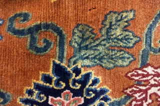 Tibetan rug
early 20th century
0,60 m x 0,84 m
                         