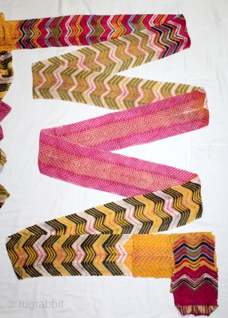 Leheriya Paag Turban - The wave pattern which is created by the resist dyeing technique(Tie Dyed Technique) on thin muslin cotton. Made in Shekhawati District of Rajasthan. India.C.1900.Used by the Mahajan community  ...