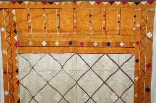 Phulkari From West(Pakistan)Punjab India Called As Chand(Moon) Bagh.C.1900. Rare Pallu Design. Floss Silk on Hand Spun Cotton khaddar Cloth.(DSL05390).              