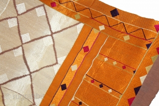 Phulkari From West(Pakistan)Punjab India Called As Chand(Moon) Bagh.C.1900. Rare Pallu Design. Floss Silk on Hand Spun Cotton khaddar Cloth.(DSL05390).              