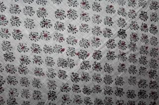 Sanganeri Hand Block-Printed on Mull-Mull Cotton Safa(Turban) know As Sanganer Rajasthan India.C.1900.Its size is 7 yard.(DSL04480).                 