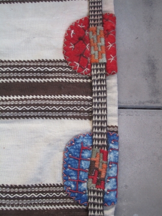 Large Karapinar Cargo/ Storage bag....Central Anatolia...first half 20th C...
excellent condition as shown...2'7" x 5'2" (80cm x 160cm )...all un-dyed wool...
a tight balanced plain-weave ground with extra-weft patterning , felt'grips' w/ embroidery and  ...