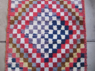 Op-Art Karapinar Tulu....circa 1960...aniline dyes ...all wool...32" x 51 " 
(80 x 130 cm ) very good condition as shown             