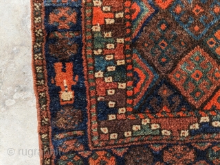 Jaff Kurd bag with two people on opposing sides. Great pile. 3'7" x 2'4" or 110 x 69 cm Please message me for more details at: gerrerugs@gmail.com or steven.malloch@gmail.com    