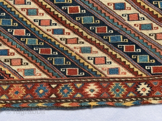 	Very fine shahsevan soumac bagface circa 1870,in very good condition,size 55x55cm                      