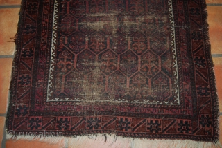 Old Baluch/Timuri prayer rug, 90 x 105 cm, condition issues with wear and one repair at top center               
