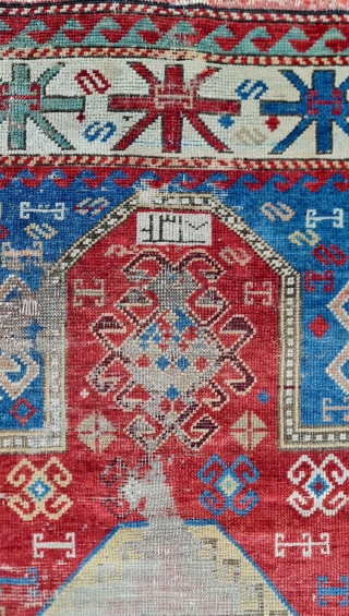 
Size : 120x180 cm,
Old kazakh ,
 Please email me directly ,

arisoylarmobilya@gmail.com                      