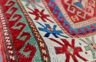 
Size : 120x180 cm,
Old kazakh ,
 Please email me directly ,

arisoylarmobilya@gmail.com                      