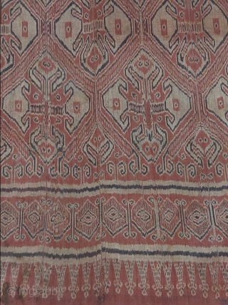 Pua Kumbu Borneo tribal ikat ceremonial textile with rare unique motif, good condition please contact us : piguraart@gmail.com 265 cm x 108 cm possibly from Saribas area.      