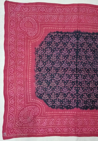 An Rare Floral Design Ceremonial Bandhani (Tie and Dye )
Rumal for the Groom, Tie and Dye Work on the Gajji-Silk, 

From Kutch Region of Gujarat, India.

C.1875-1900.

Its size is 70cmX74cm.

This was Traditionally used  ...
