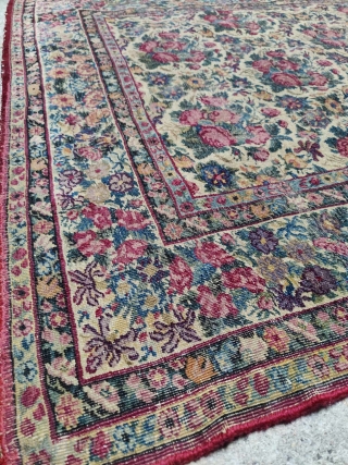 Kirman laver golfarang pattern
220x130
Dated 1294 mean 1877.
 Good signature signed
Amale Ostad Hoseyn Kermani                    