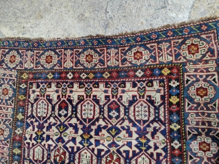 Kuba khan konaghend dated 1291 (1974) and signed

160x110cm                         