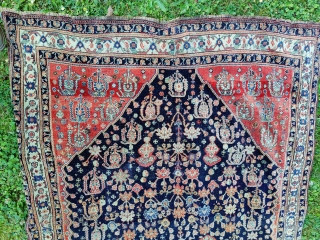 Antique Qashqai with silk weft / wool warp
Good condition
smooth and good shape

185x140cm
                     