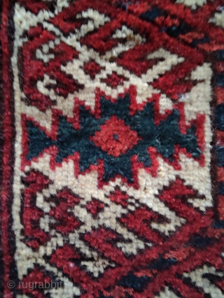 Antique kapunuk Turkmen, with original passementery. Ersari/yomut. End of 19th                       