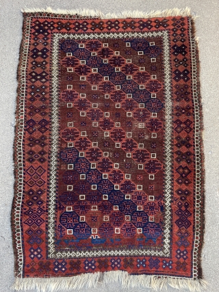 Baluch Rug with graphic diagonal pattern, nice wonky main border with an S inner  - 43" x 61" - 110 x 156 cm         