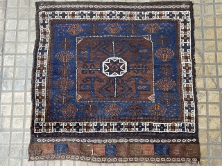 A pair of balush bagface in good condition size 85x85 cm circa 1900                    