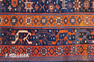 Beautiful Antique Persian Neyriz Rug, 1880-1900,
310 × 162 cm (10' 2" × 5' 3"),

This piece is in a very good condition.            
