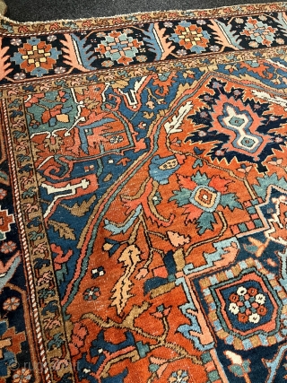 A decorative antique Persian Serapi Heriz carpet, fine and clear knot quality. Circa 120 years old. Size: 335x245cm / 11ft by 8ft.  http://www.najib.de         
