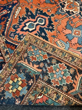 A decorative antique Persian Serapi Heriz carpet, fine and clear knot quality. Circa 120 years old. Size: 335x245cm / 11ft by 8ft.  http://www.najib.de         