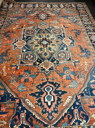 A decorative antique Persian Serapi Heriz carpet, fine and clear knot quality. Circa 120 years old. Size: 335x245cm / 11ft by 8ft.  http://www.najib.de         
