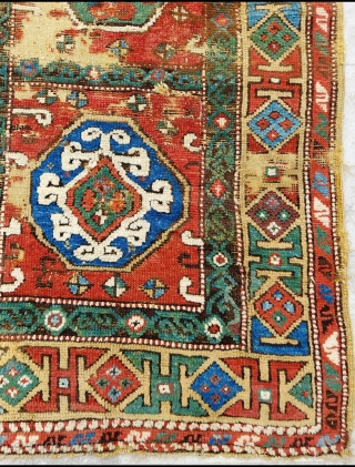 West Anatolian Bergama Rug circa 1800 size: 148x193 cm                        