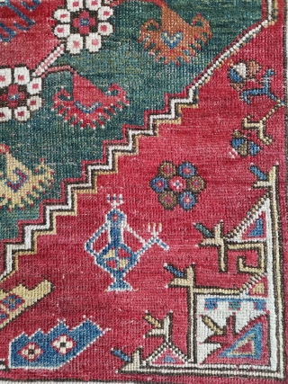 Stunning Dazkiri with a soft enchanting palette.
170 x 137cm. Very good condition with original ends and sides.
                