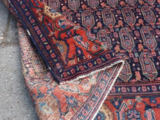 Antique fine Senneh, 192 x 140 cm., 6' 3" x 4' 7". All natural dyes, no repairs.                
