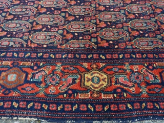 Antique fine Senneh, 192 x 140 cm., 6' 3" x 4' 7". All natural dyes, no repairs.                