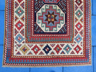 Antique Caucassian Genghe rug wonderful colors and amazing wool all original size 2,85x1,05 cm Circa 1900                 