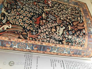 Books on oriental carpets in Arabic, lots of illustration and pictures. In II- volumes                   
