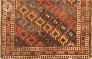 RG1138
Antique Baluch rug
Very good condition
Size : 1.33m x 0.83m  4`4" x 2`9"                    