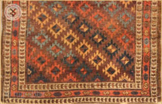 RG1138
Antique Baluch rug
Very good condition
Size : 1.33m x 0.83m  4`4" x 2`9"                    