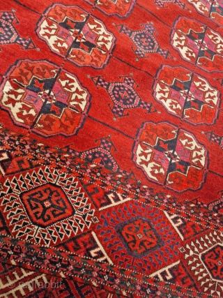 Antique Tekke Main Turkmen Rug - Ca.1900 (310x217cm)

Condition: Great condition with one small area in need of restoration (view picture) 
            