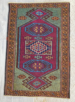 east anatolian sivas yastik cm 0,85 x 0,55 19th century  natural colors good condition                  
