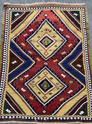 Very nice Qhasgia Kilim size 205x145cmm                           