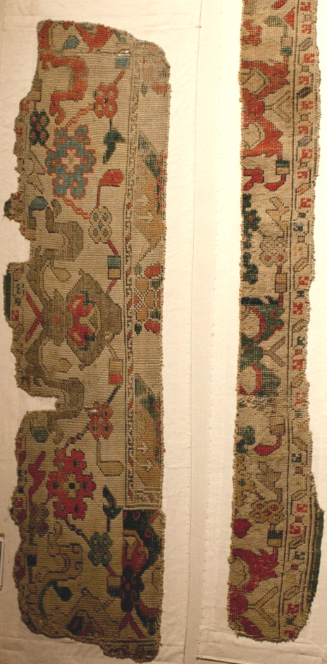 Ushak Bird Carpet fragment KonyaMuseum