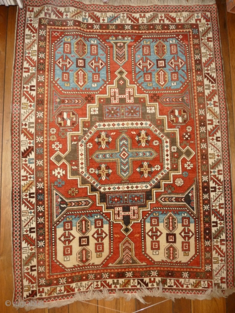 Konagend old, caucasian rug, 5'5" x 4'1" (121 x 166 cm)
                      