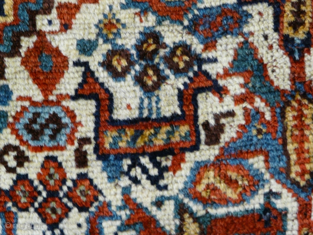 Exceptional Khamseh rug 2.87m x 1.60m.                           