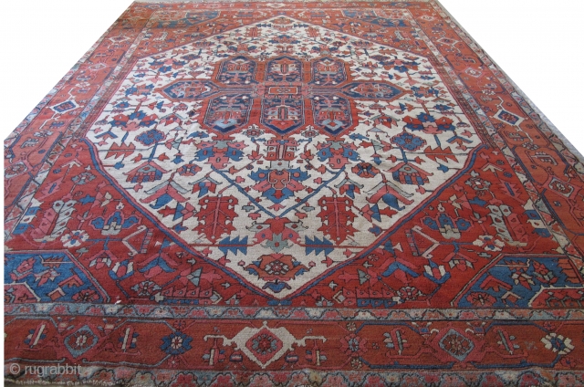 Very Good Serapi Carpet 3.97m x 2.97m, circa 1870                        