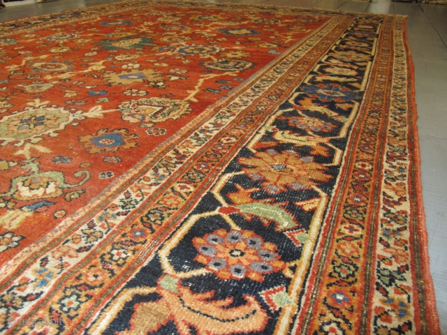 Antique Ziegler Carpet, 3.86m x 2.62m (12'6" x 8'6").                        