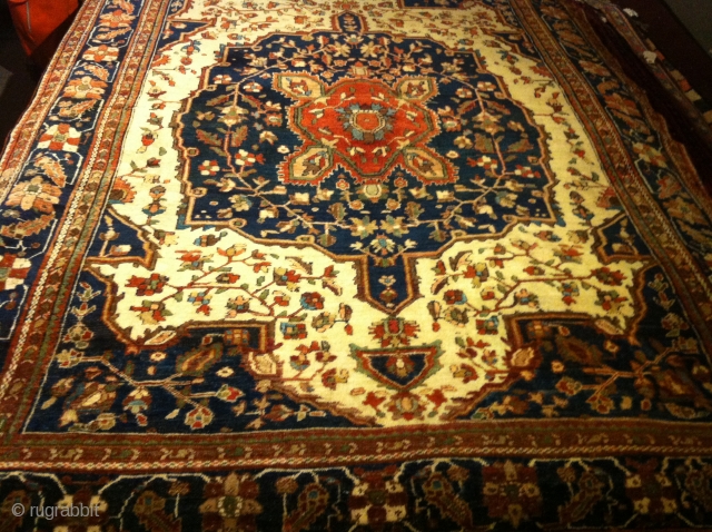 Circa 1900 Persian Farahan Sarouk  perfect shape no pet stains   size 4'5"x4'5"                  