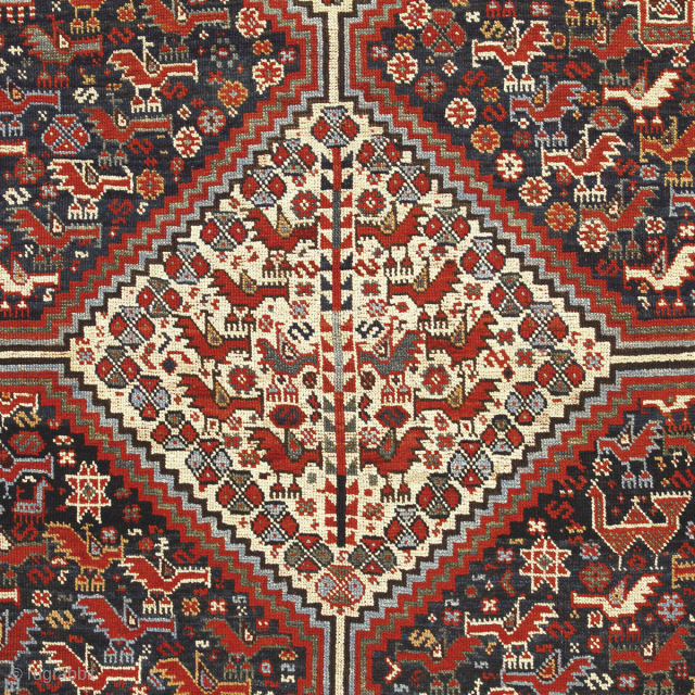 Antique Khamseh rug, Arab tribe, early 20Th century. 
303 x 189cm ( 119”x 74,5”)
South Persia Tribal

An imposing classic three medallions piece, formerly part of The Kosow Collection, the most important private collection  ...