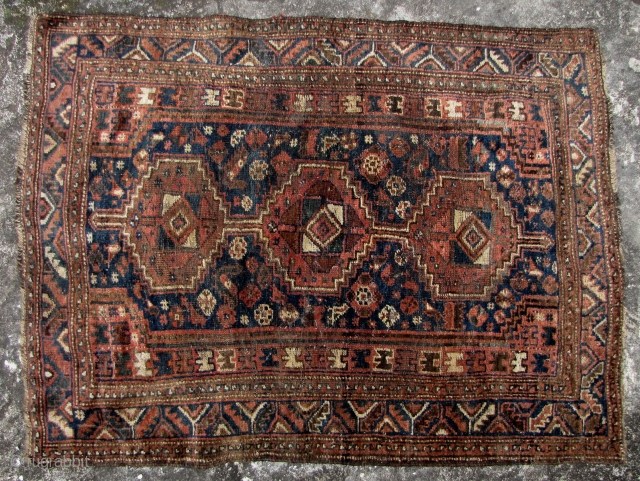



Special Offer: Nice old Qasghai (Iranian tribal) wool rug all vegetable dyes, There are about 6, 1cm-2cm moth holes (a fixer upper). Circa late 19th to early 20th century.  L: 142cm/155in  ...