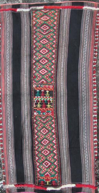 Vietnamese Sarong: Colorful Stieng woman’s wrap around skirt from the Xtiêng (Stieng), estimated population of 7000, minority Binh Duong Province and Dong Nai Province of southeastern Vietnam. Hand woven with handspun cotton  ...