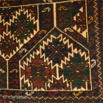 Seven corner Ersari-Asmalyk from North-Afghanistan. Very rare in design and form.
Light ground with stars. Mint condition, no restaurations, beginning of 20 century. Size: 165 x 55 cm.

Price: EUR 3.500,--. More information: www.adil-besim.at 