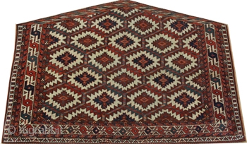 Extremely large and fine Jomud Asmalyk, circa 128 x 83 cm, Turkmenistan, in beautiful colours, blue, red, green, white and others. An erly piece around 1800, good condition for his age.

Price: on  ...