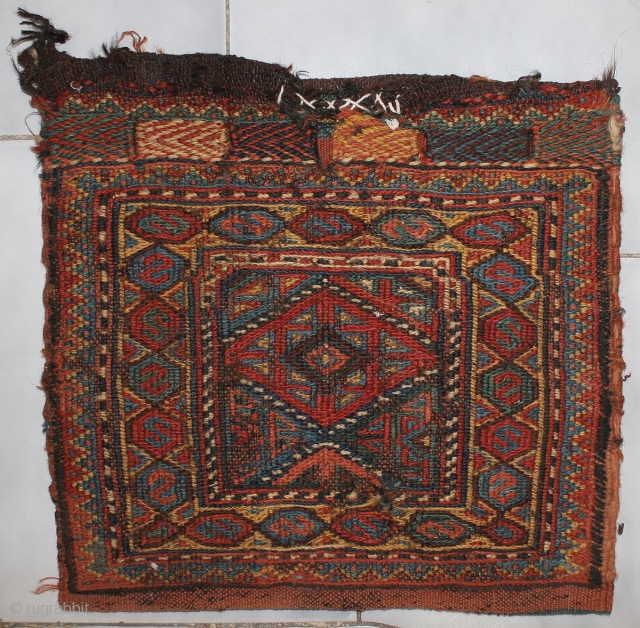 Chante/bag soozani, size:40x40 cm, Back of chante has been restored.                       