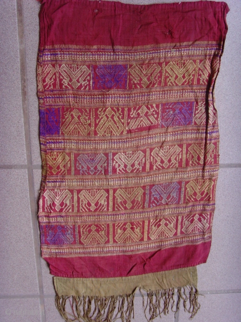 Tai Lue weaving, cotton supplementary weft with silk embroideries.
Minority group Laos and Thailand.
 Late 19 centurey
0.59 x 0.34  m
             