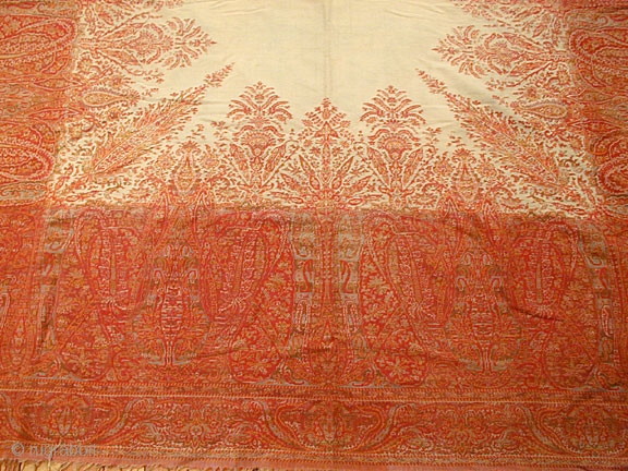 Type: PAISLEY SHAWL
 
Origin: FRANCE 

Circa: 1880
 
Size/Feet & Inches: 5'1'' x 5'3''
 
Size/Meters: 1.54 x 1.6 
               